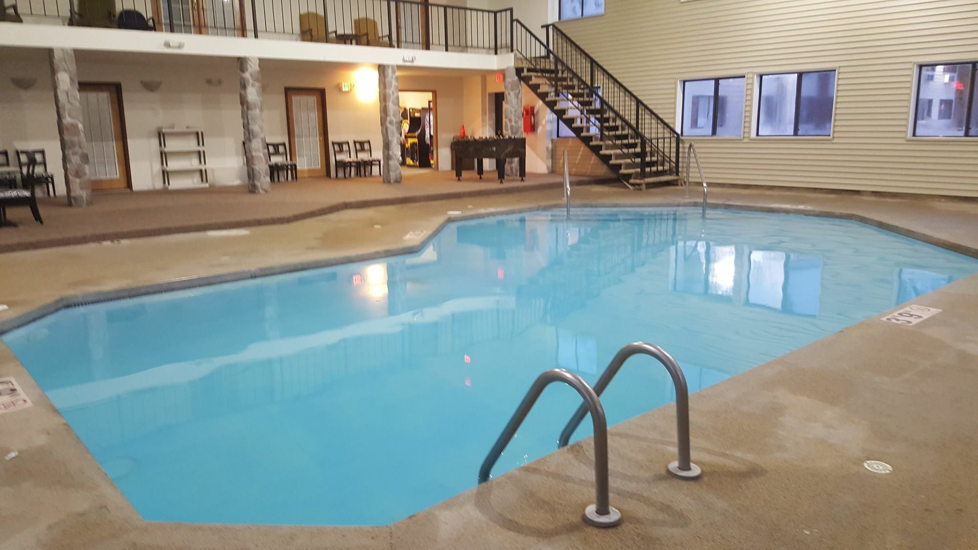 Super 8 By Wyndham Plover Stevens Point Area Екстериор снимка